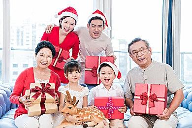 《天国：拯救2》官宣将于2025年2月11日发售 科隆游戏展将首爆实机演示